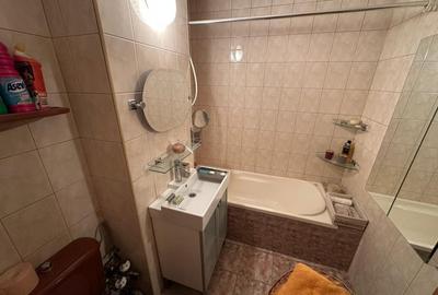 3 Camere Gorjului Militari Bloc reabilitat 3 Minute Metrou - 12