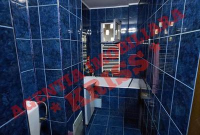 Apartament cu 3 camere semidecomandat în Craiovei - 3