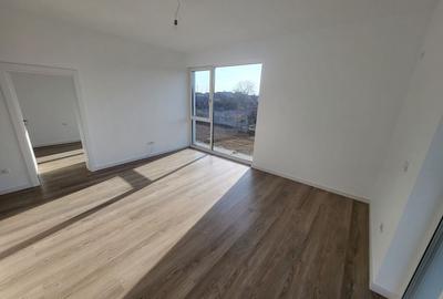 Apartament cu 2 camere decomandat în Șagului