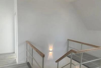 Casă cu 5 camere cu Teren 395 Mp în Malu Mare - 7