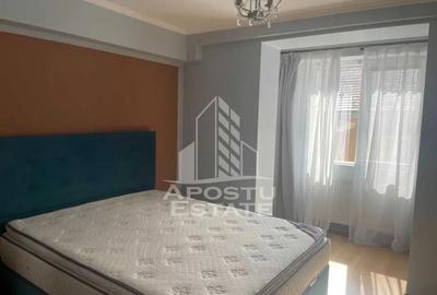 Apartament cu 4 camere, Central, 2 bai, Centrala Proprie - 2