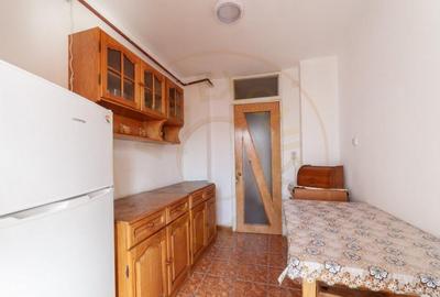 Apartament de 3 camere Campulung zona Visoi - 10