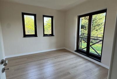 Casă cu 7 camere cu Teren 1146 Mp în Crevedia - 5