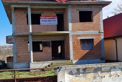 Casă cu 4 camere în Sânandrei - 2