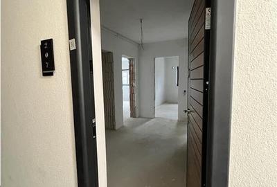 Apartament cu 2 camere decomandat în Sânmartin