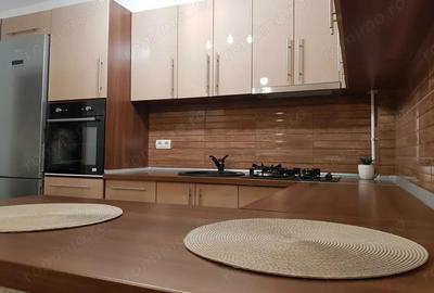 Apartament cu 2 camere semidecomandat în Grivița
