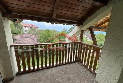 Casă cu Teren 2404 Mp în Cornu - 1