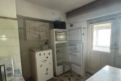 Apartament cu 4 camere decomandat în Central - 1