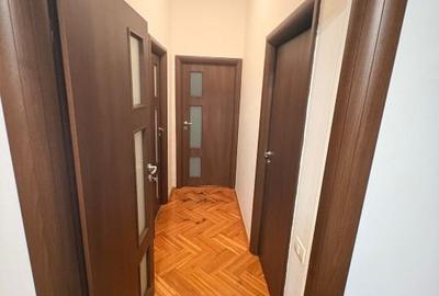 Apartament 3 camere , boxa, loc parcare, șos. Chitilei - școala Costeasca - 5