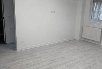 Apartament cu 3 camere semidecomandat în Central - 10