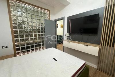 Apartament cu 3 camere decomandat în Ultracentral