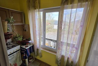 Apartament cu 2 camere decomandat în Iara - 15