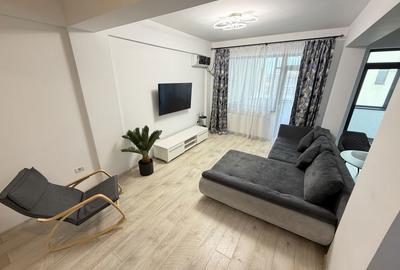 Apartament cu 2 camere decomandat, mobilat în Central