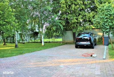 Spațiu comercial, în Central - 8