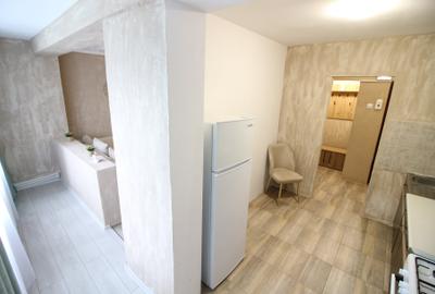 Apartament cu 2 camere semidecomandat în Micro 16 - 4