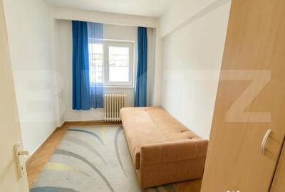 Apartament cu 3 camere decomandat în Cetate - 3