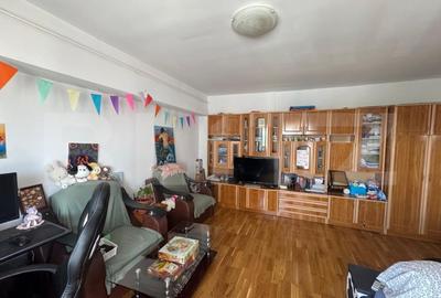 Apartament de vanzare, cu 1 camere, decomandat, 42 mp, zona CUG