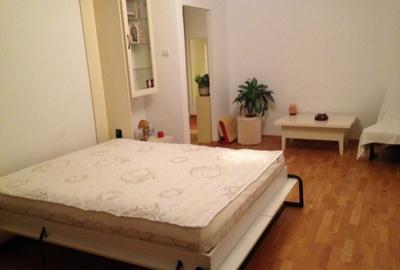 Garsonieră decomandată în Nerva Traian