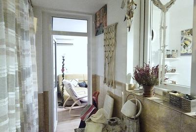 Apartament cu 3 camere semidecomandat în Berceni - 4