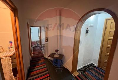 Apartament cu 4 camere de vanzare in zona Sud-Est - 7