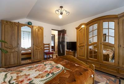 Casa / Vila cu 8 camere de vanzare+multiple constructii, teren,Luncani - 8