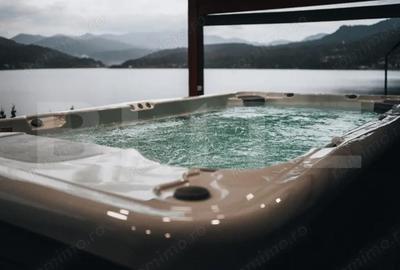 Spațiu comercial, de 737 mp, în Central - 11