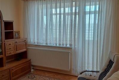 Vanzare apartament 2 camere zona Democtatiei - 3