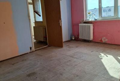 Apartament cu 3 camere semidecomandat în Central - 8