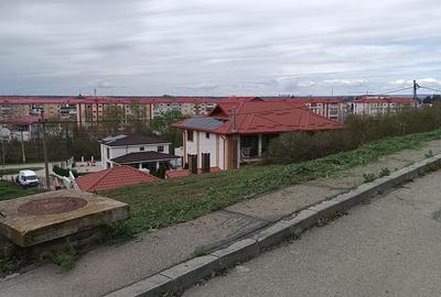 Teren de 467 mp, în Central - 6