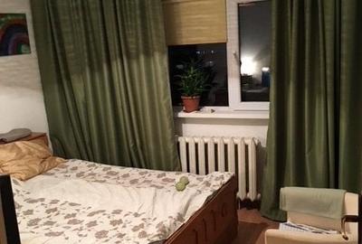 Apartament cu 3 camere decomandat, mobilat în Gorjului