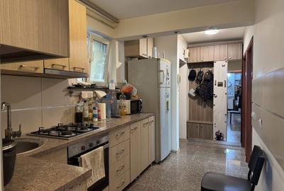 Apartament cu 3 camere semidecomandat în Central - 5