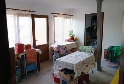 Vand casa sau schimb cu apartament in Resita. - 7