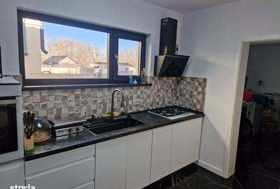 Casă cu 3 camere în Leamna de Jos - 3