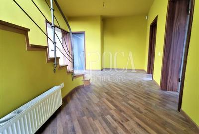 Casă individuală cu 9 camere cu Canalizare în Gruia - 5