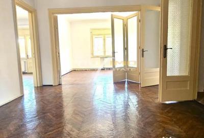 Apartament cu 6 camere decomandat în Central - 15