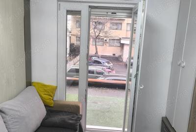 Inchiriez garsoniera - 2