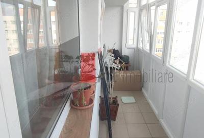 Vanzare apartament decomandat 4 camere Bd. Obregia - Pasajul Europa Unita - 4