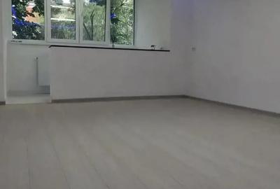 Casă cu 3 camere în Central - 9
