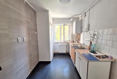 Apartament 3 camere,retras, bloc reabilitat, zona Grigore Alexandrescu - 2