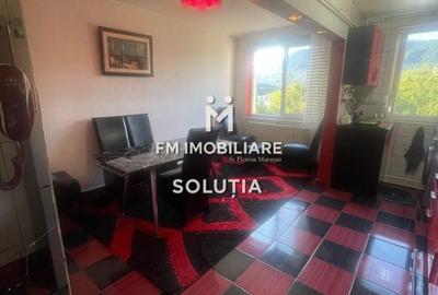 Apartament cu 3 camere semidecomandat în Central - 2