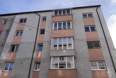 Apartament cu 3 camere în Central - 1