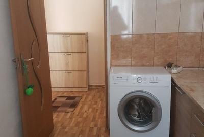 Apartament doua camere, semidecomandat, etaj doi mobilat si utilat, ultracentral Apartament doua camere, semidecomandat, etaj doi mobilat si utilat, ultracentral - 9