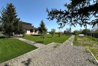 Casă cu 4 camere în Mărtăcești - 2