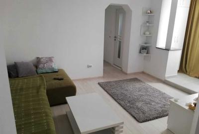 Apartament cu 3 camere semidecomandat în Decebal - 4