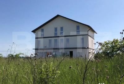 Casă cu 4 camere cu Teren 178 Mp în Central - 9