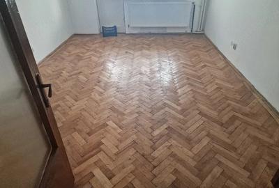 Apartament cu 3 camere semidecomandat în Mărăței - 2