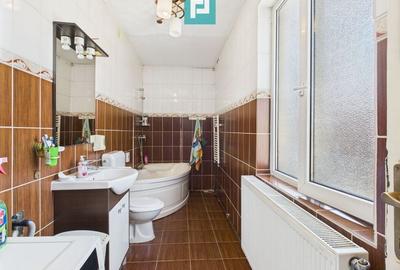 Casă cu 4 camere în Pârneava - 7