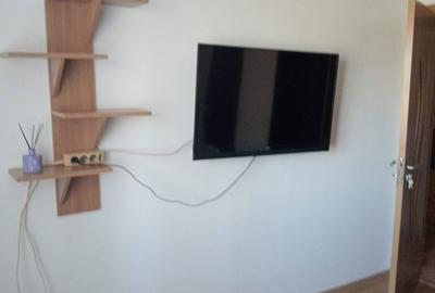 Apartament cu 3 camere semidecomandat în Central - 8