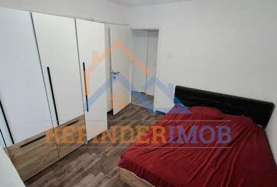 Apartament cu 3 camere decomandat în Rahova - 2