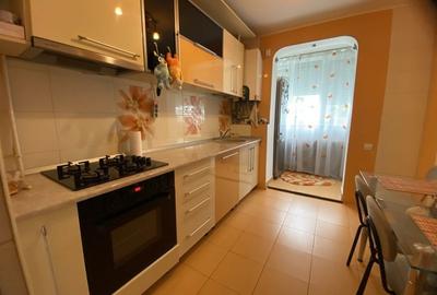 Apartament cu 2 camere decomandat în Precista - 3